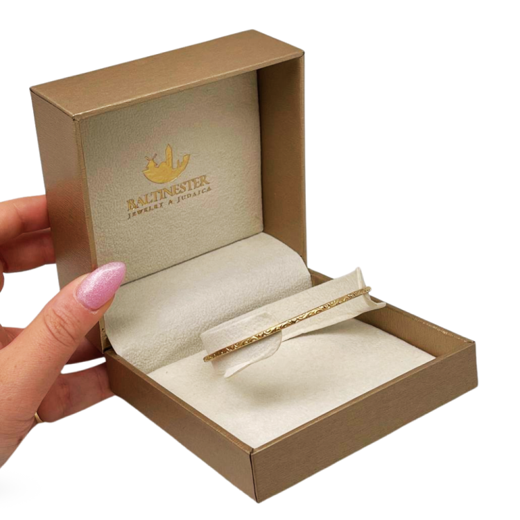 14K Gold Moroccan Bangle