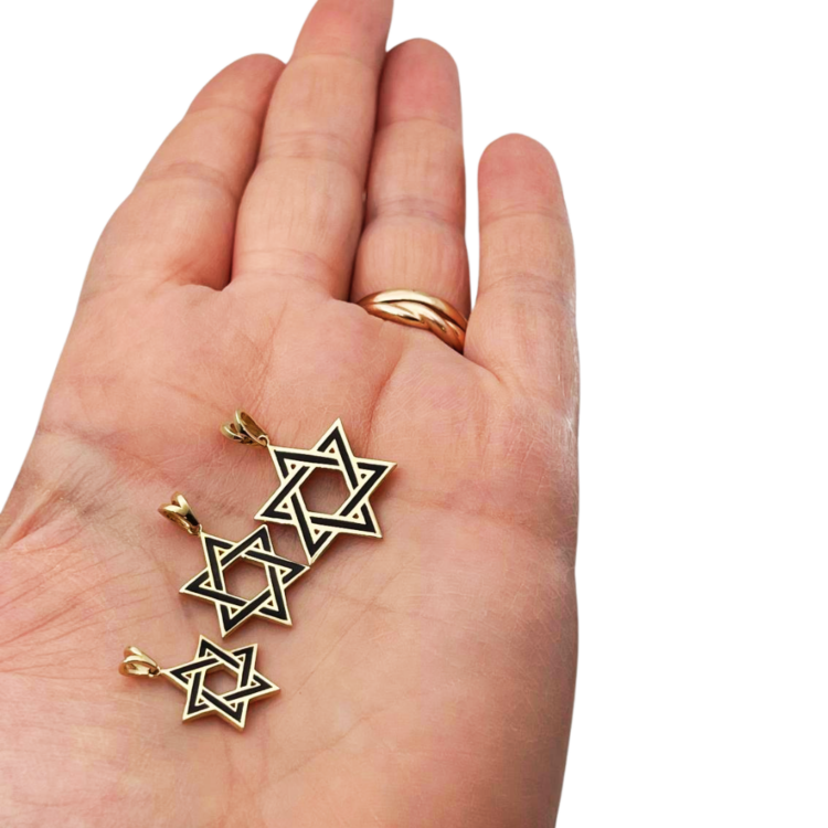 Star of David Pendant in 14K Yellow Gold with Black Enamel