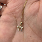 Chai Pendant in 14K Gold – Classic Mini Hai
