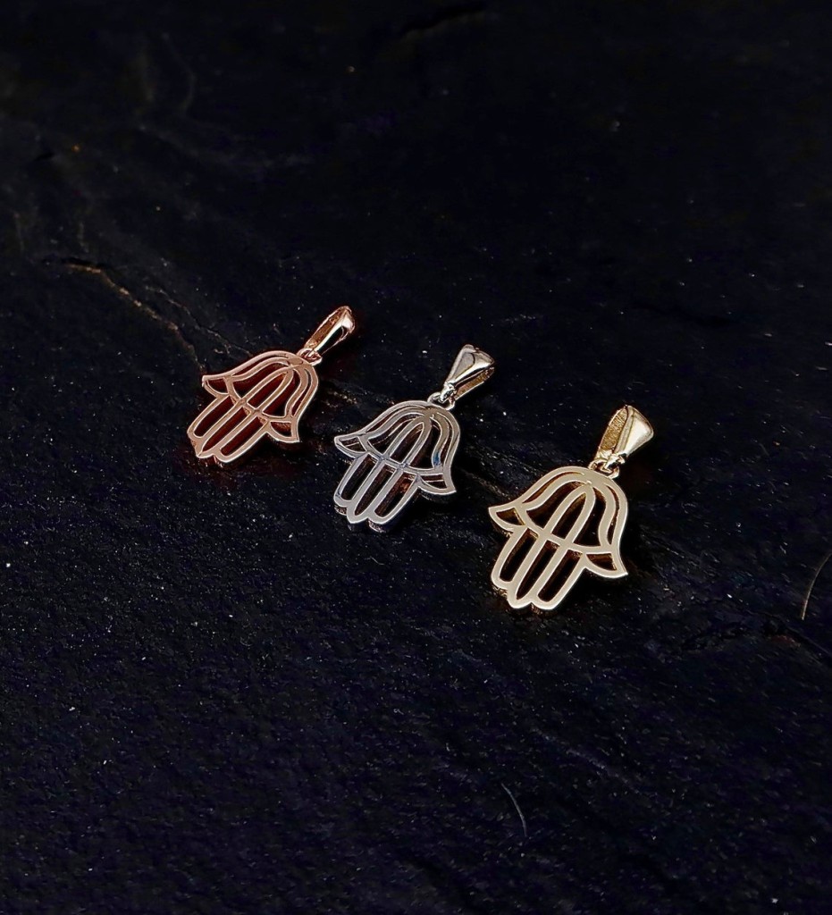 14k Gold Modern Jewish Hamsa Pendant