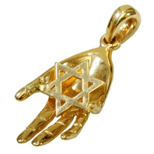 Hand Star of David Pendant in 14k Gold
