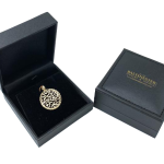 Hebrew Pendant – Cutout 14k Yellow Gold Shema Round Medallion