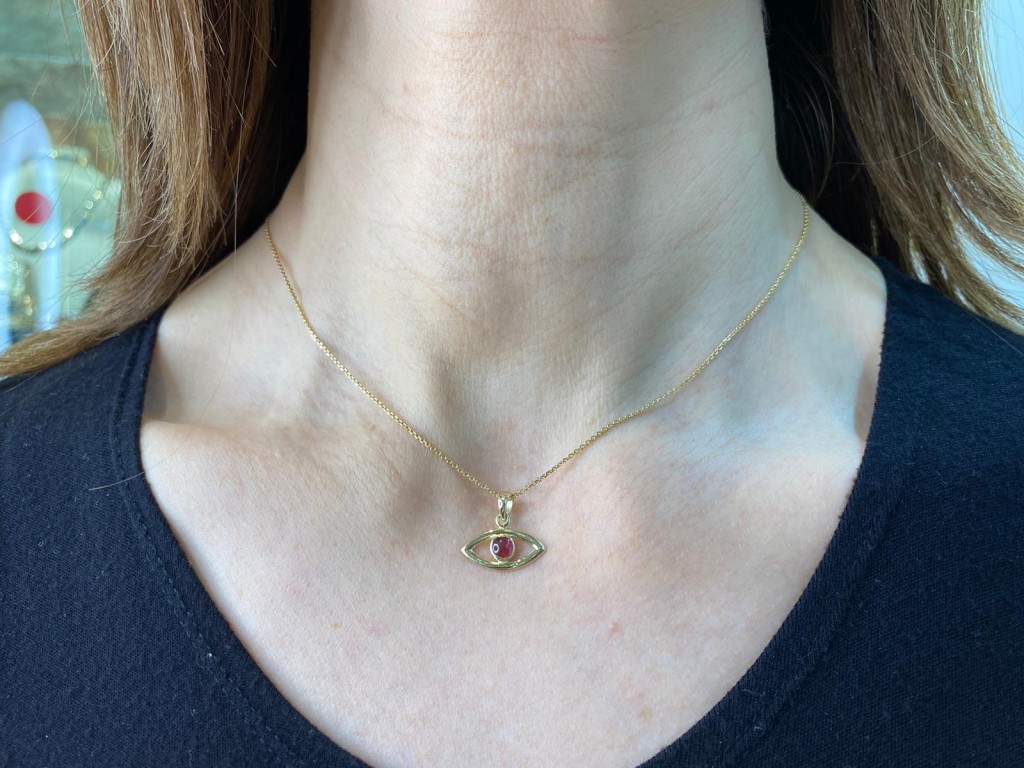 Evil Eye Pendant in 14k Gold with Garnet
