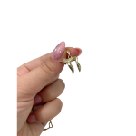 Soft Curves 14K Gold Chai Pendant