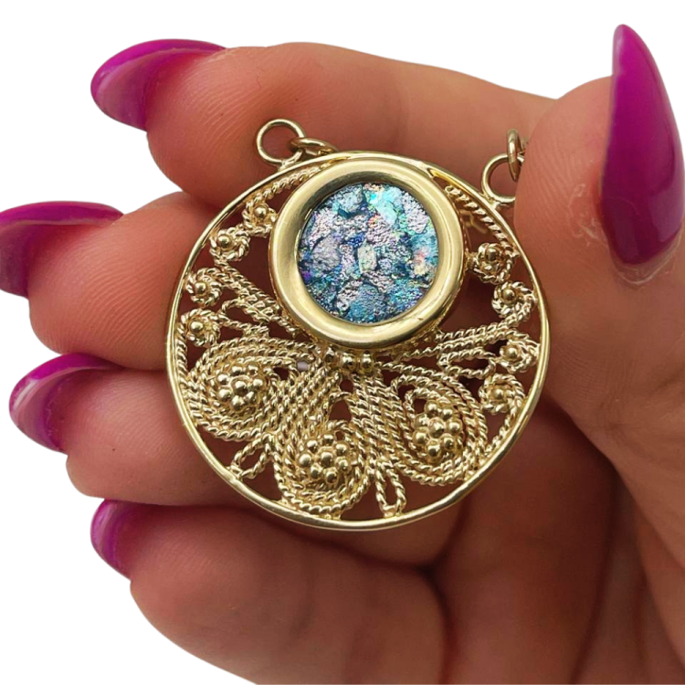 Roman Glass Round Pendant Necklace in 14K Gold Filigree Work