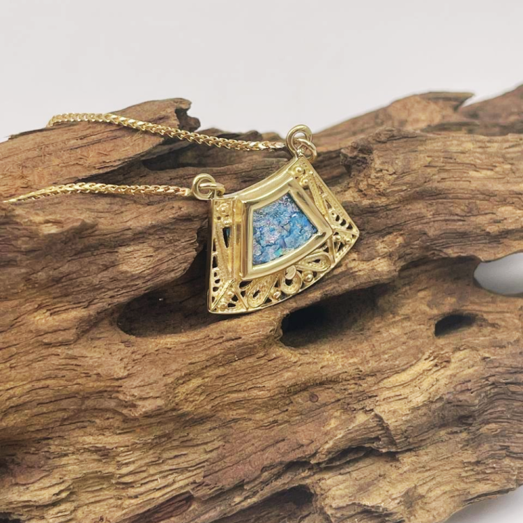 Roman Glass Trapezoid Pendant Necklace in 14K Gold Filigree Work