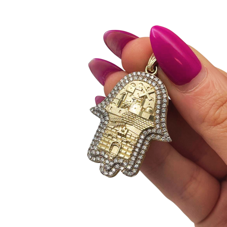 Large 14K Gold Hamsa Pendant with Jerusalem Skyline & 1.22 CT Diamonds – "Am Yisrael Chai" Engraving